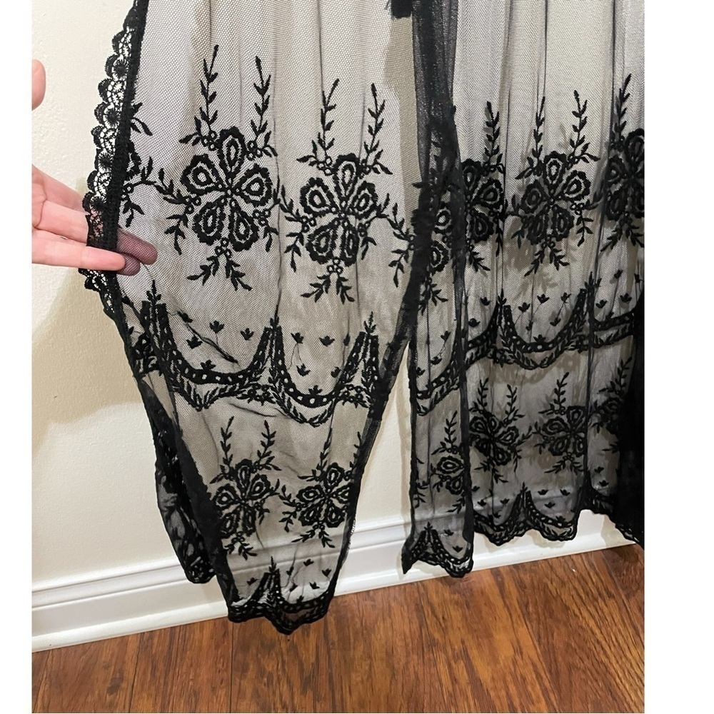 NWT Bloomingdale's AQUA Black Floral Short Sleeve Sheer Kimono, M - Picture 11 of 16